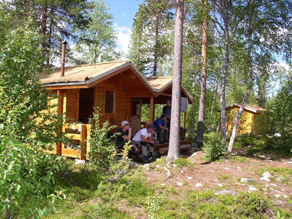 %Fiskerejser efter Laks, ørred og stør% Fiskerejse til lapland - camp Marsvik
